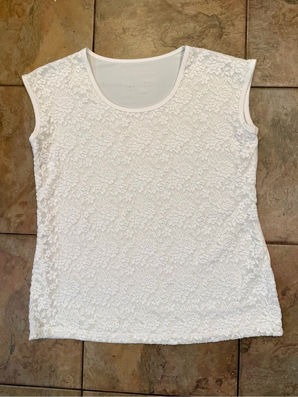 Susan Graver White Tank Sleeveless Top w/Lace Overlay Small Scoop Neck stretch